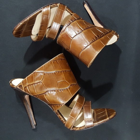 Etienne Aigner Kamille Sandals - Picture 5 of 7